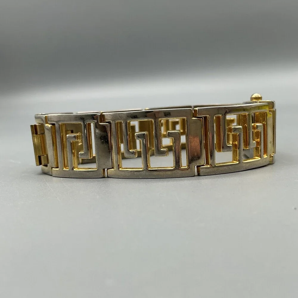 LA Express Womens Watch 18mm Gold Tone Greek Key Bracelet New Battery 7.5
